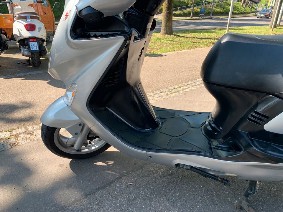 KYMCO Grand Dink 125 in Fellbach