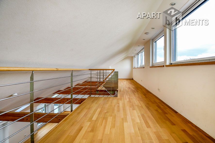 Ruhig gelegene renovierte 3-Zimmer-Wohnung mit 2 Bädern und 2 Balkonen in Leverkusen-Hitdorf in Leverkusen