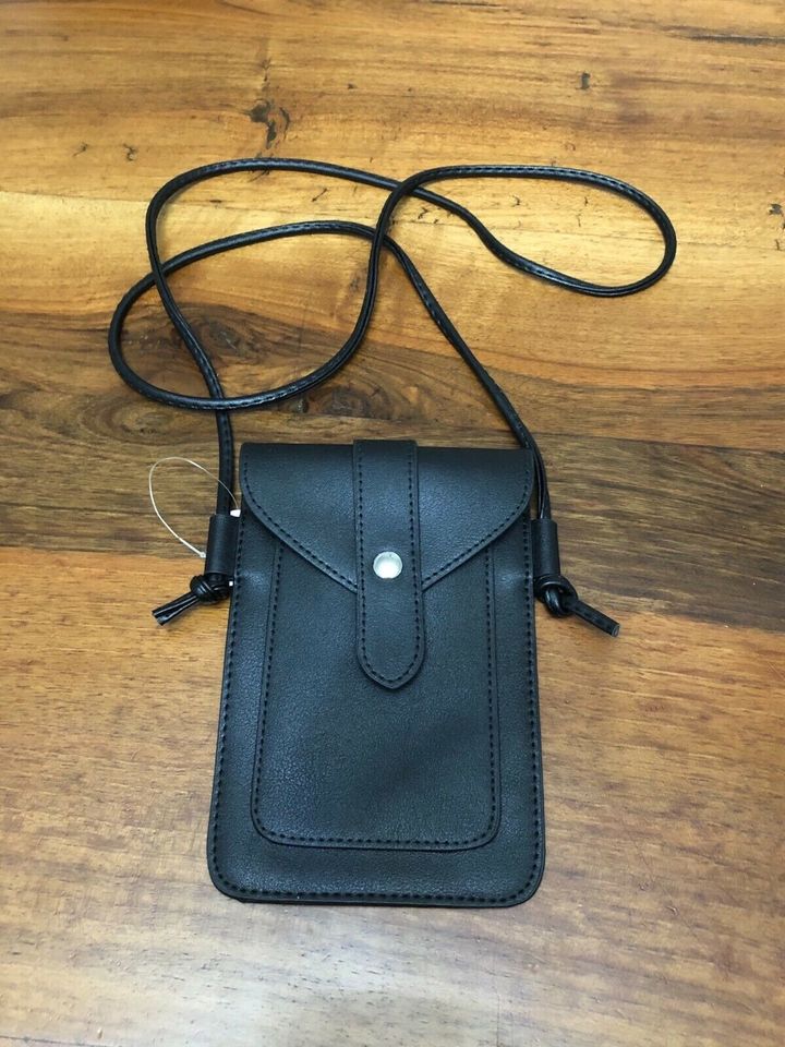 Umhängetasche Handy Tasche brille Crossbody party girl in Mainz