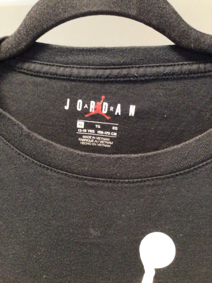 Nike Jumpman T Shirt schwarz Gr. XL 158-170cm in Königsmoos