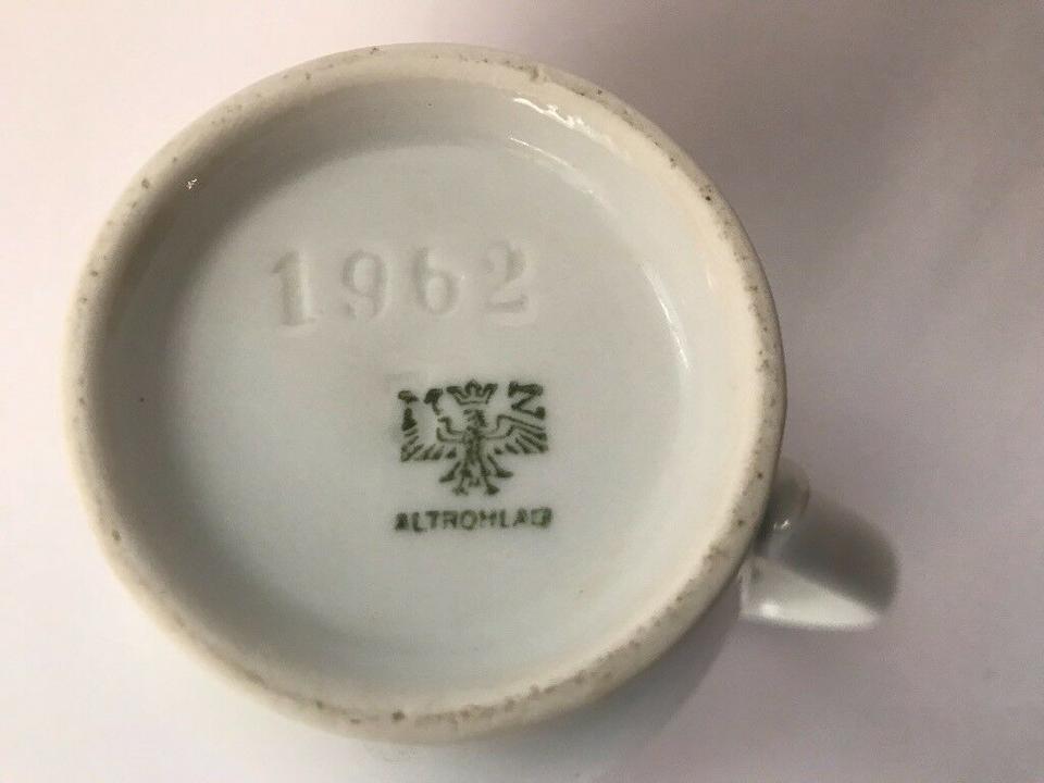 Altes Böhmisches Altrohlauer Porzellan Sahnekännchen???? in Stuhr