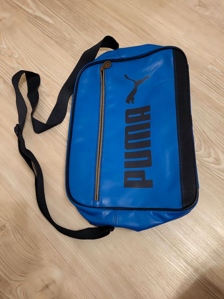 Puma Tasche wie neu in Berlin