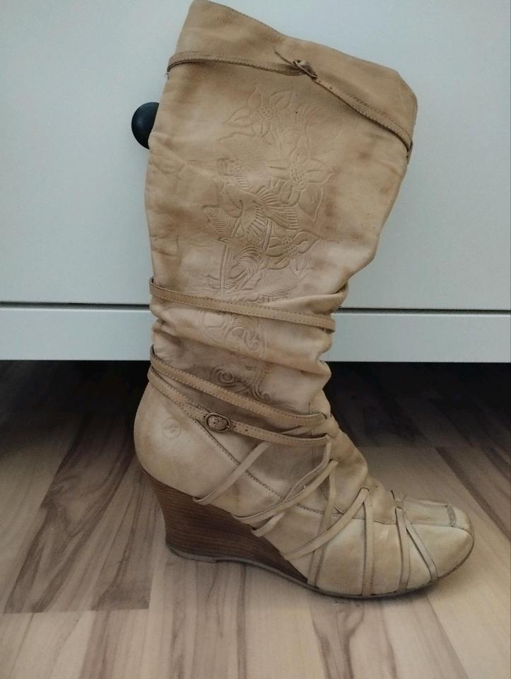 Bronx Stiefel mit Keilabsatz Leder, beige 39 Top Zustand in Hamburg