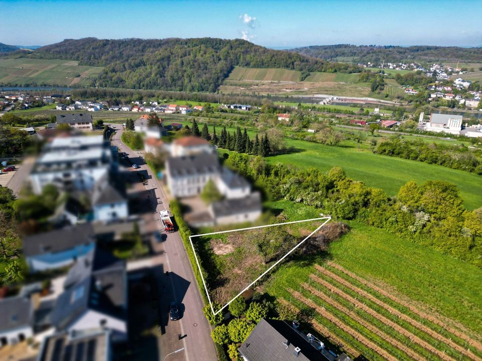 Baugrundstück mit atemberaubender Aussicht in Perl in Perl