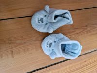 Babyschuhe 0-6 Monate Teddy grau Niedersachsen - Sibbesse  Vorschau