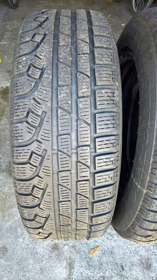 4 Winterräder / Winterreifen 205/60 R16 92H für Audi A4 in Nürnberg (Mittelfr)