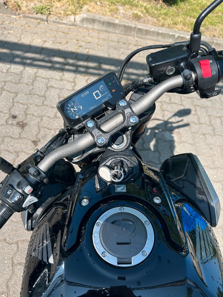 Honda CB650R in Magdeburg