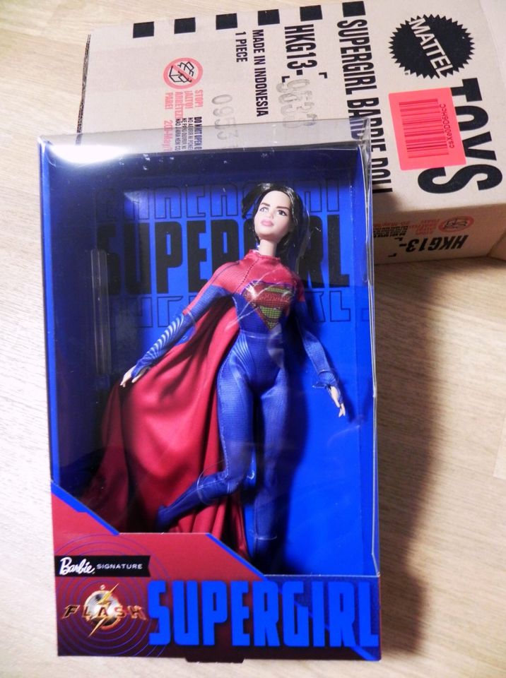 Neu Barbie Sammlerpuppe Movie Supergirl Signature in Koblenz