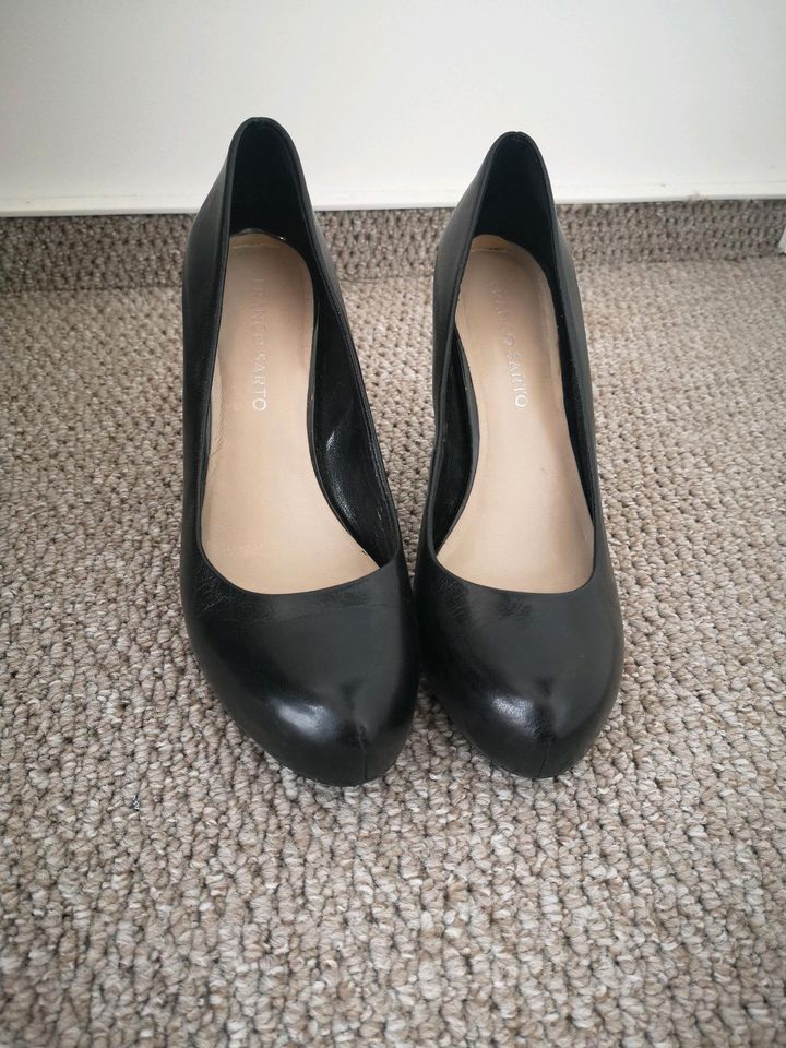 Schwarze high heels Gr 38 in Auetal