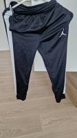 Jordan Jogginhose schwarz kinder 132-147cm Bremen - Hemelingen Vorschau