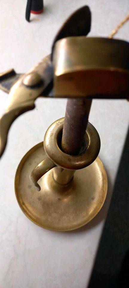 Alter Messing Leuchter mit dazugehöriger dochtschere in Rudolstadt