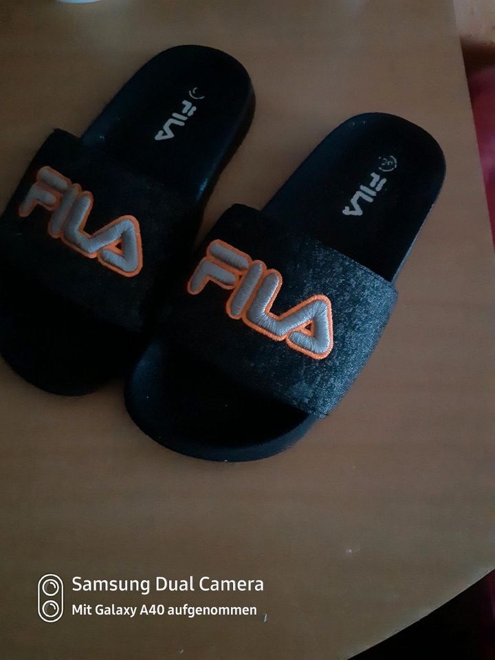 Badeschuhe Fila Gr. 30 in Brandenburg - Forst (Lausitz) | Gebrauchte  Kinderschuhe Größe 30 kaufen | eBay Kleinanzeigen ist jetzt Kleinanzeigen