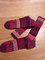 Gestrickte Socken Größe 39-40 mehrfarbig Bayern - Weiding Vorschau