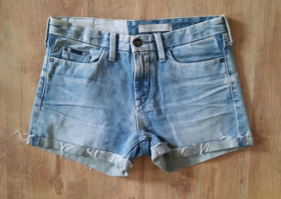 Calvin Klein Cut off Short Jeansshort 27 cool in Lichtenfels