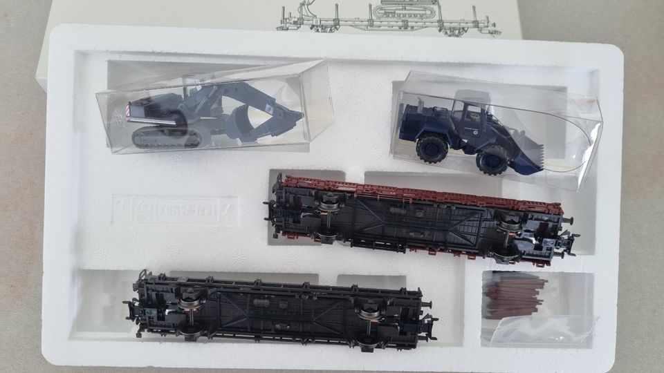 Märklin HO 45081 2-tlg DB Wagen-Set "Technisches Hilfswerk" 2 Güt in Leingarten