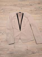 Blaser ohne Revers beige Vero Moda 42 Bayern - Taufkirchen Vils Vorschau