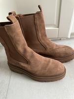 Zara Damen Stiefel, Stiefeletten Gr. 38 braun wie NEU Hessen - Eschborn Vorschau