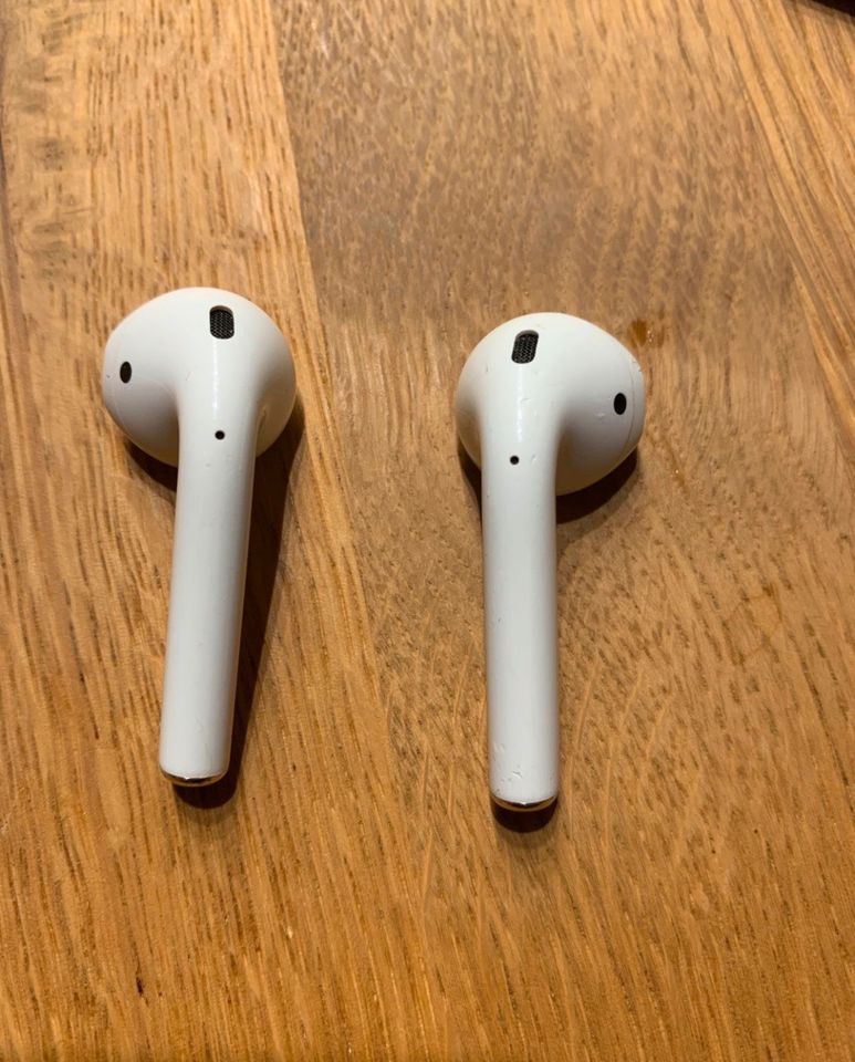 Apple AirPods in Köln