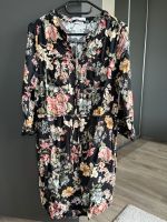 Blumenkleid mit ¾ Ärmeln Thüringen - Erfurt Vorschau