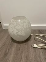 Tischleuchte Tischlampe weiß Blüten Blumen Kreis Pinneberg - Wedel Vorschau