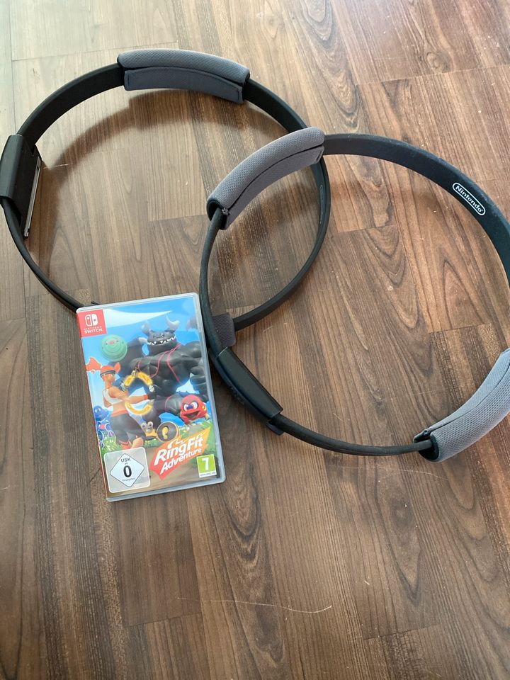 Ring Fit Adventure- Switch Spiel, mit 2  Ring in Tübingen