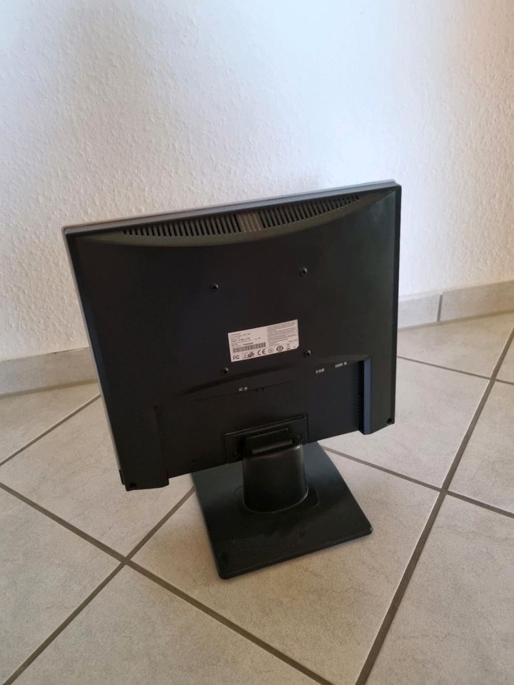 Pc Monitor 17 Zoll Fujitsu Siemens in Syke