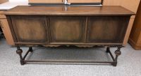 #C Sideboard auf Füßen antik 3 Türen Holz Sachsen - Chemnitz Vorschau