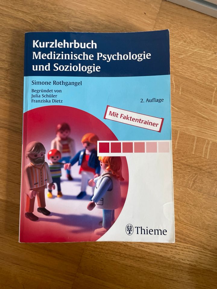 Kurzlehrbuch Medizinische Psychologie und Soziologie in Leipzig