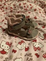 Tom Tailor Mädchen Sandalen Schuhe grau rosa Gr 22 w neu Glitzer Nordrhein-Westfalen - Lichtenau Vorschau