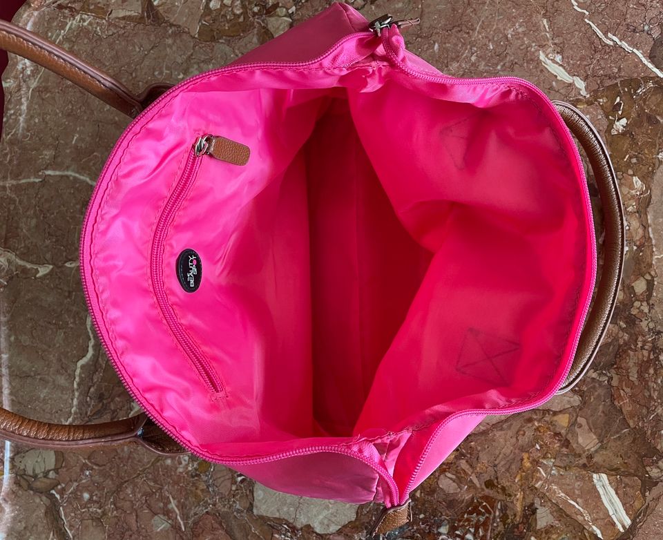 2 superleichte Taschen in Pink&Gelb - Neu in München