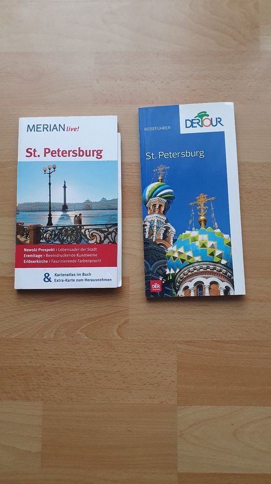 Verkaufe 2 Reiseführer St. Petersburg in Leipzig