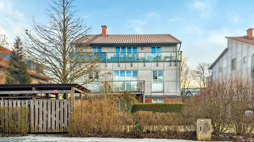 Anleger aufgepasst! Moderne DG-Wohnung mit Galerie und Balkon in Bad Segeberg