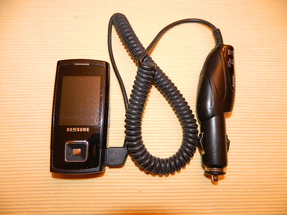 Samsung Mobile Phone SGH-E900 Slider mit Auto-Ladekabel in Berlin
