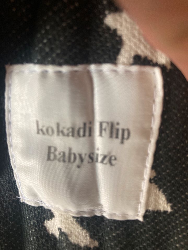 Babytrage/Tragehilfe Kokadi Flip Lebensbaum Babysize Second Hand in Bissingen