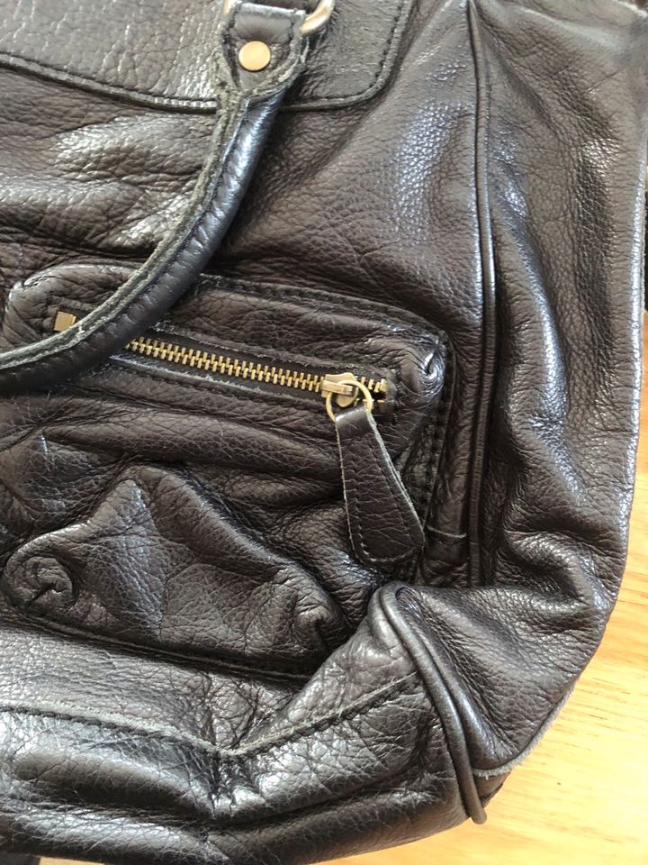 Liebeskind Berlin Handtasche Umhängetasche Tasche in Trebbin