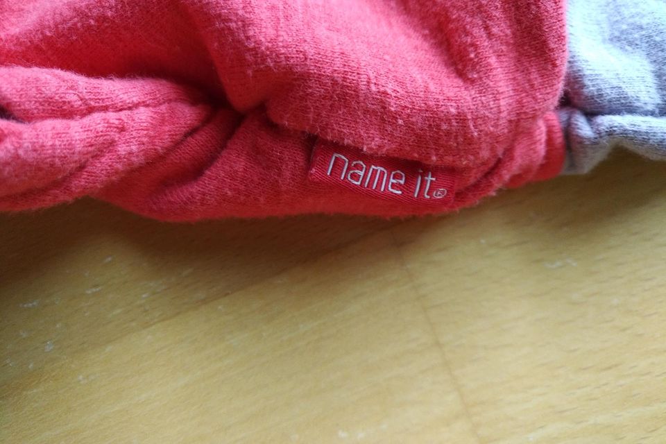 Sweatjacke name it 122 128 Glitzer Druck in Chemnitz