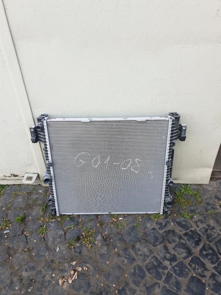 Wasserkühler Bmw iX3 X3 1711 9887702 01 Kühler Radiator in Minden