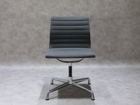 1x Vitra Eames EA101 Bürostuhl grau Office Chair Wuppertal - Heckinghausen Vorschau