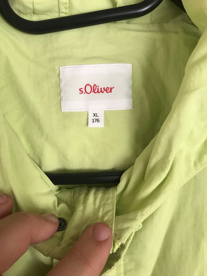 S.Oliver dünne Jacke Größe 176❣️wie neu❣️ in Dedeleben