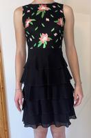 Abendkleid mit Muster Niedersachsen - Schortens Vorschau