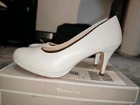 Tamaris Pumps High Heels weiß Hochzeit 39 neuwertig Niedersachsen - Isernhagen Vorschau
