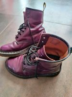 Dr Martens Boots in lila Gr 38 Nürnberg (Mittelfr) - Aussenstadt-Sued Vorschau