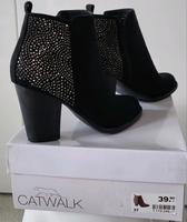 NEU Stiefeletten Gr. 37  von CATWALK Berlin - Treptow Vorschau