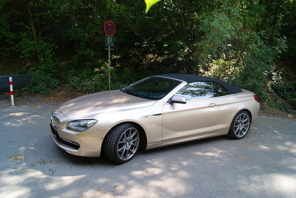 BMW 650 i F12 Cabrio Vollausstattung TÜV Neu in Wuppertal