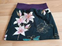 Wunderschöner Diy Rock Biene Gold Blumen skirt 104/110 Brandenburg - Strausberg Vorschau