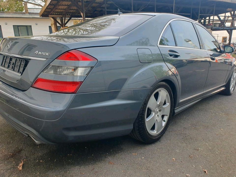 Mercedes Benz S500L 4Matic AMG 550 BOSE in Wiesbaden