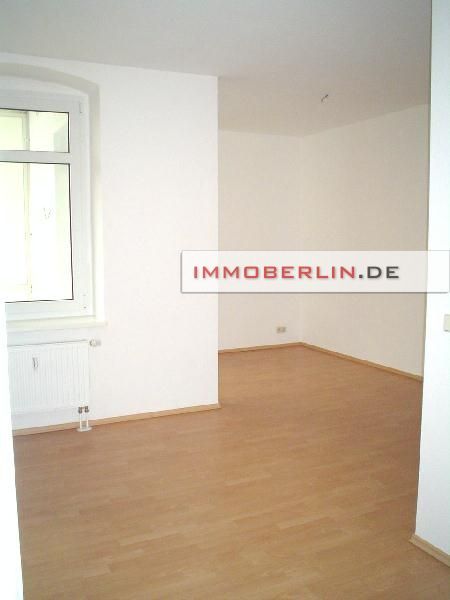 IMMOBERLIN.DE - Sanierte vermietete Altbauwohnung mit Südbalkon in angenehmer Lage in Berlin