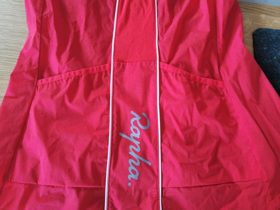 RAPHA WOMAN WESTE LIGHTWEIGHT GR M in Mechernich