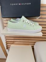 Tommy Hilfiger Sneaker gr.39 Neu Baden-Württemberg - Lörrach Vorschau