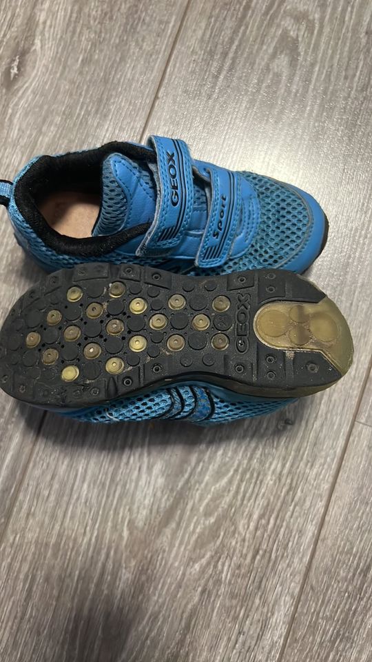 GEOX Schuhe Sneakers Sport-Schuhe Gr 28 blau atmungsaktiv in München